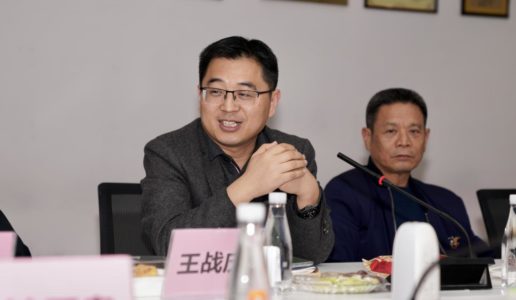 厦门民盟召开企业家联谊会年会并举办送福送春联走进三高企业盈趣科技活动